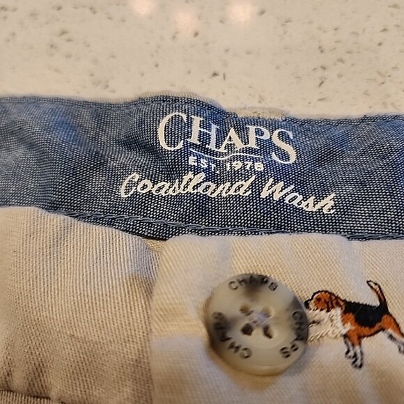 Chaps Coastal Wash Shorts Mens 36x9" Tan Beagles Dogs - Picture 3 of 7